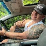 Cesar Alzate - @cesar.alzate.3939 - Instagram