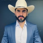 Cesar Barbosa - @vaquerosolar - Instagram