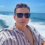 César Correa - @_cesarcorrea - Instagram