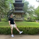 Cesar F Holguin - @cesar.holguin.737 - Instagram