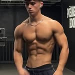 @cesar_katz9 - Instagram