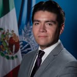 César Luján - @_cesarlujan_ - Instagram