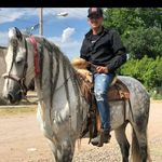 Cesar Nevarez - @cesar.nevarez.5220 - Instagram