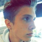 Chad Tracy - @idkanam3 - Instagram