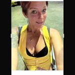 Chana Davis - @laughingatthelines - Instagram