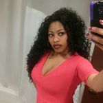 Chanel Stevens - @chanel_gets_bread - Instagram