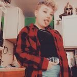 Chanelle Evans - @manic_berry_blast - Instagram