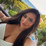 𝑪𝑯𝑨𝑵𝑬𝑳 𝑳𝑬𝑬 🧿 - @chanellee.xxii - Instagram