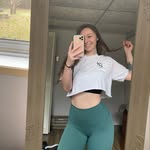 Chanelle Warren - @nellsplants - Instagram