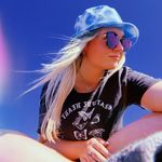 Chantal - @chantalperry23 - Instagram
