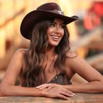 Charissa Cooper - @fly_with_rissa - Instagram