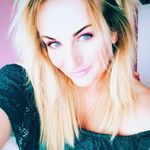 Charity Bond - @ellabellablu1234 - Instagram