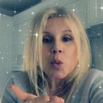 Charlene Casey Pelech - @ann.19.43 - Instagram