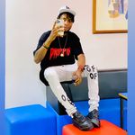 Char Les - @charles_backup1984 - Instagram