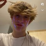 Charles Bertrand - @charles.bertrand13 - Instagram
