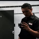 Charles Dickson - @19zeebo98 - Instagram