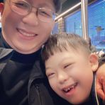 Charles Ho - Facebook