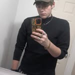 Charles Plouffe - @x_x.miuky - Instagram