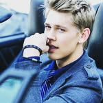 Charles Rosier Riddle - @charlesrosierriddle - Instagram