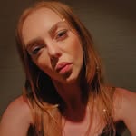 Charley Bee - @queenbee.ect1988 - Instagram