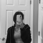 char - @charlotteconnerton - Instagram