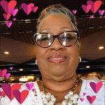 Charlotte Lomack Everett - @dekedeh317 - Instagram