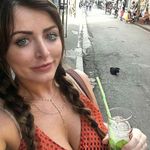 Charlotte Labelle - @coniquesalgebre98 - Instagram