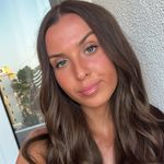ℂ𝕙𝕒𝕣𝕝𝕠𝕥𝕥𝕖 𝕎𝕒𝕝𝕝𝕒𝕔𝕖🦋 - @charlotte.wallacex - Instagram