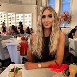Charlotte Yates - @charlotteyates21 - Instagram