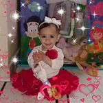 Charu Batra - @charu.batra.315 - Instagram