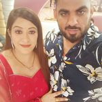 Charu Batra - @lavikbatra5 - Instagram