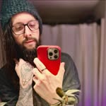 Chase Reach - @chaseinbed - Instagram