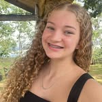 Hilary Vitoria Hase Degasperi - @vit_wx - Instagram
