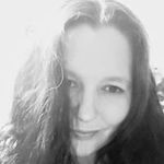 Cherry Groves - @cherry.groves.1 - Instagram