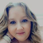 Cheryl Bond - @cherylbond97 - Instagram