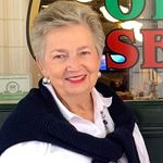 Cheryl Briscoe - @cheryl.briscoe.773 - Instagram