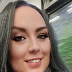 Cheryl Burrows - @chezzbuzz - Instagram
