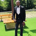 Constantin Kivandat - @c.k_brown_le_chevalier_blancs - Instagram