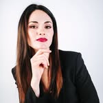 Skincare viso e yoga facciale - Dott.ssa Chiara Ferrari - @chiaraferrari.beautycoach - Instagram