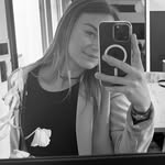 Chloe Berry - @chloe.bry - Instagram