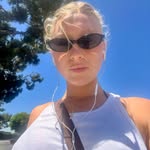 CHLOE BURGESS - @chloemburgess_ - Instagram