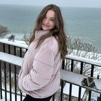 Chloe Carver - Facebook