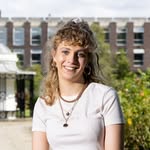 Chloe Field - @chloefornuspresident - Instagram