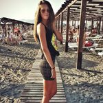 Chloe Gibbs - @chloe.bride.gibbs - Instagram