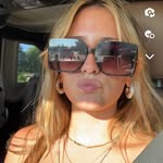 Chloe Harrison - @chloeeiknow - Instagram