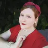 Chloe Hatfield - @rosecapriccio - TikTok