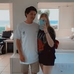 Chloe Holmes - @chloeholmes2 - Instagram
