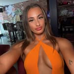 Chloe Holmes - @_chloeholmess_ - Instagram