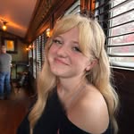 Chloe Holmes - @chloesmusic3art - Instagram
