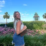 Chloe - @chloe_lenee - Instagram